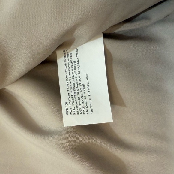 Hugo Boss size 6 Tan/light brown lines Blazer NWOT - Picture 11 of 14